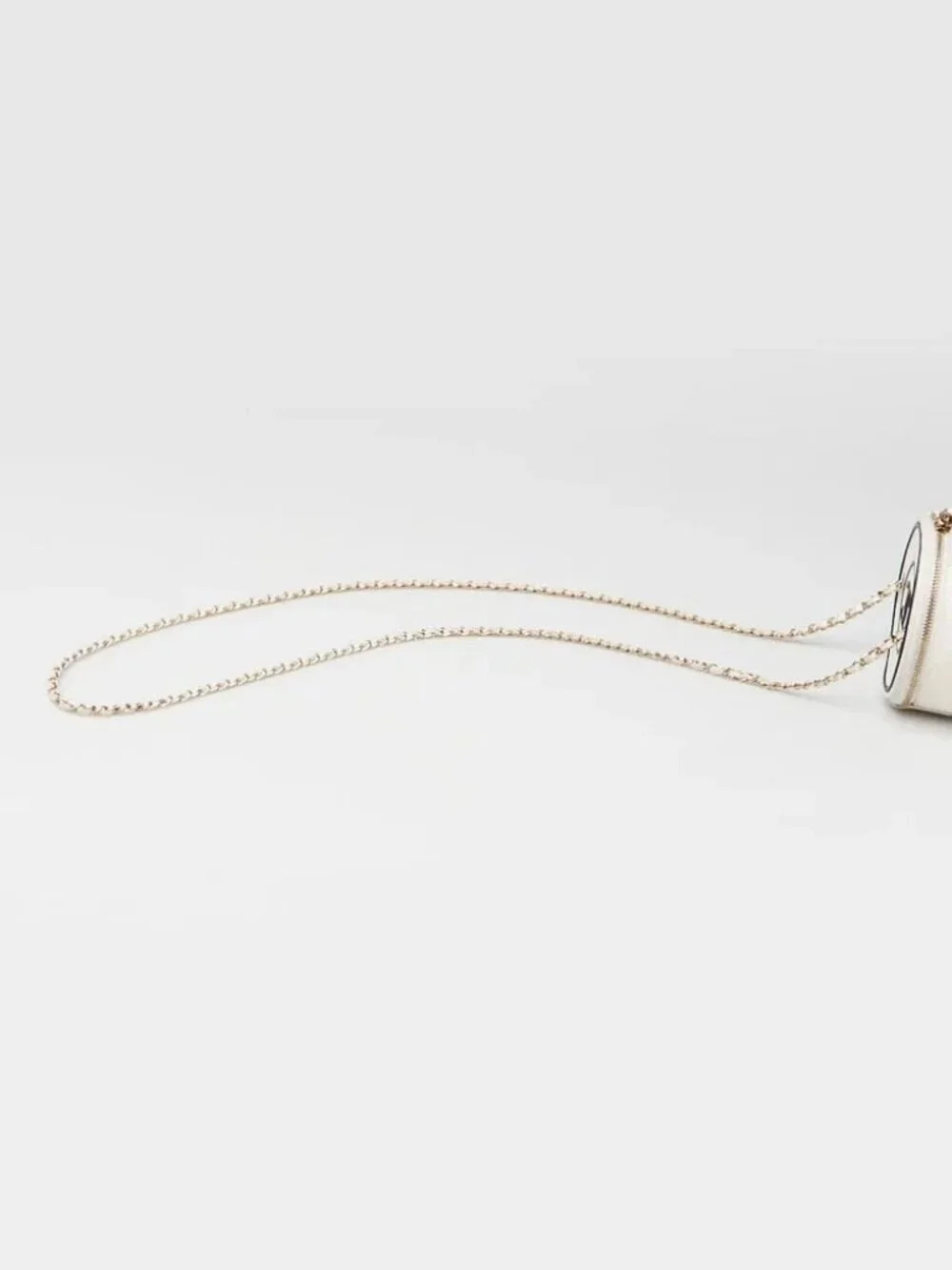 Chanel White Quilted Leather CC Logo Round Small Vanity Case with Chain Bag